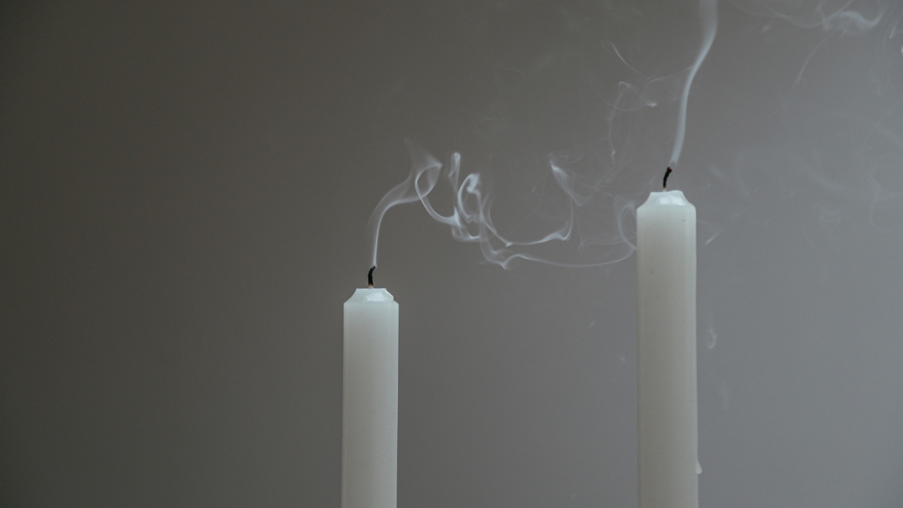 What Are Wickless Candles?