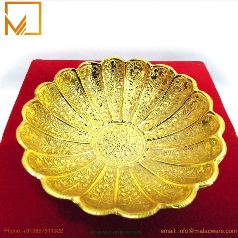 Golden Brass Trinket Bowl- 12 cm Handcrafted Organizer for Jewelry & Keepsakes 4 Golden Brass Trinket Bowl- 12 cm Handcrafted Organizer for Jewelry & Keepsakes - Image 4