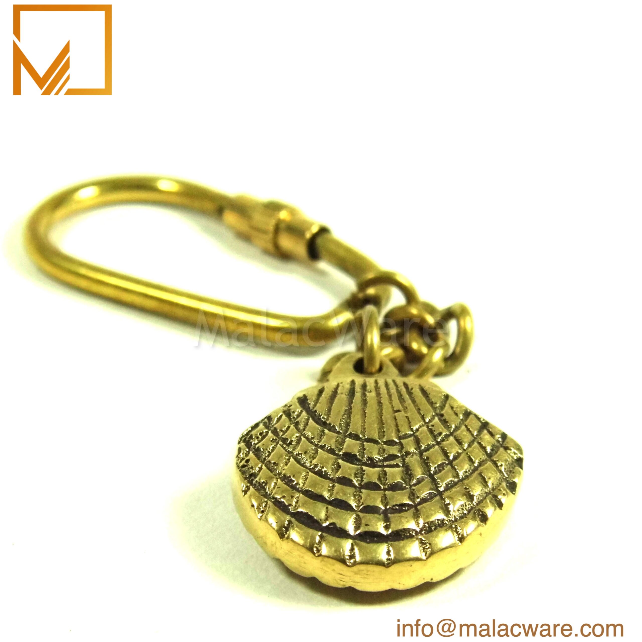 Luxury Brass Nautical Seashell Keychain – Decorative Gift Accessory 1 Luxury Brass Nautical Seashell Keychain