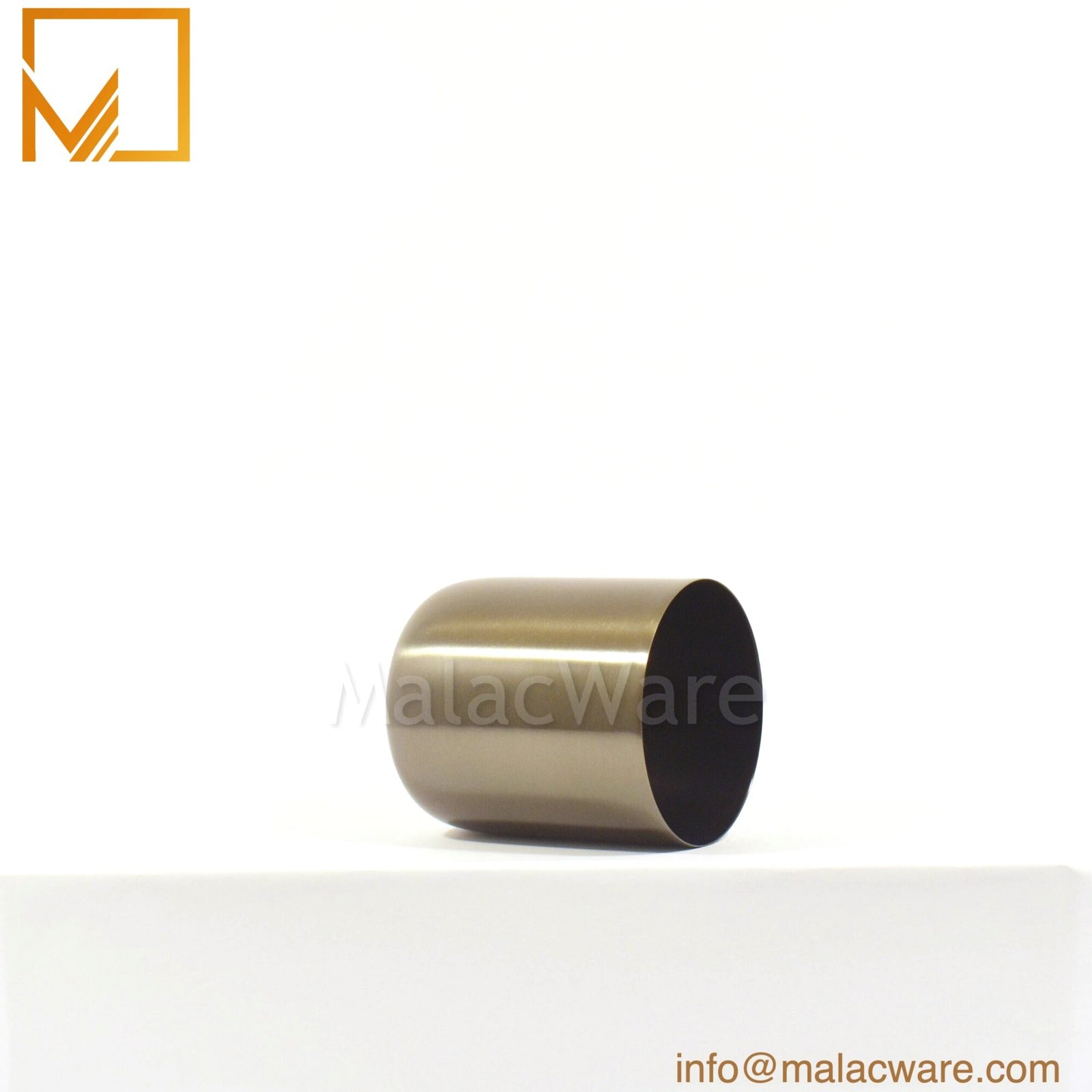 Matte Black Round Base Candle Jar for 260 g Wax (9.2 oz) 1 M150034-BK-MT matte black round base candle jar for 260 g wax, 7 x 8.3 cm