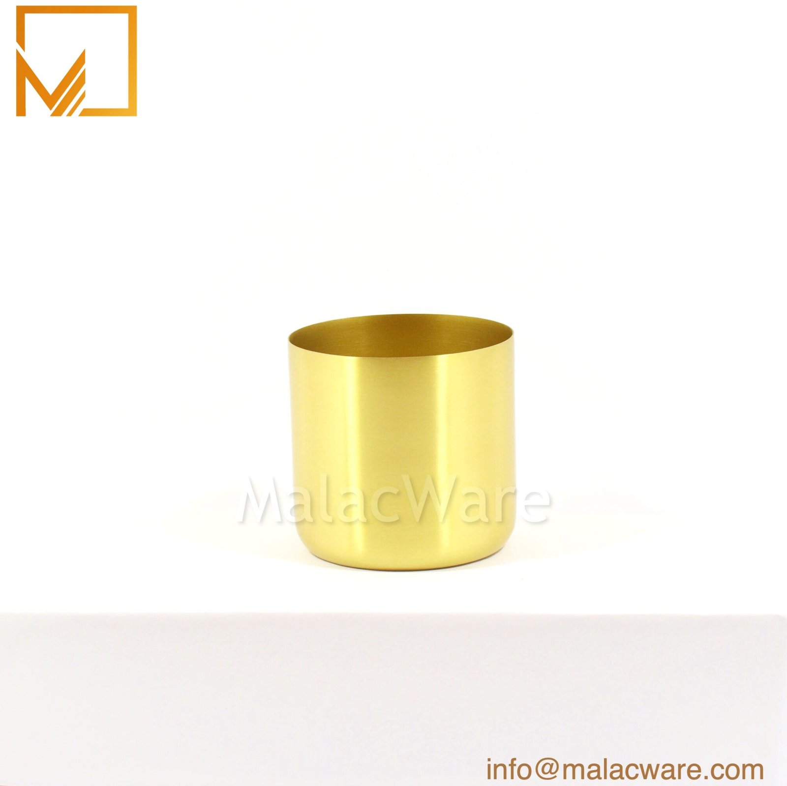 Matte Gold Wide Round Base Candle Jar for 350 g Wax (12.3 oz) 1 M150037-GD-MT matte gold wide round base candle jar for 350 g wax, 8.6 x 8.4 cm