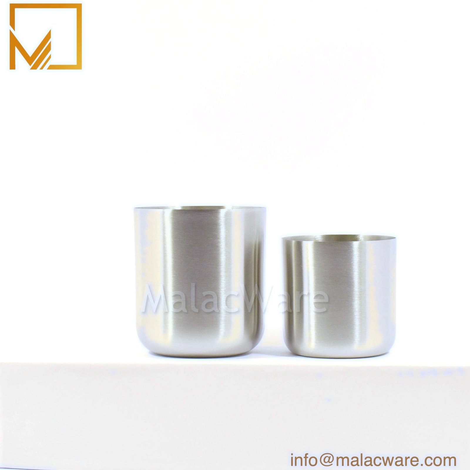 Matte Stainless Steel Candle Jar with Squircle Base for 300 g Wax (10.6 oz) 1 M150042-SV-MT matte stainless steel squircle base candle jar, 7.8 x 8.8 cm, 300 g wax